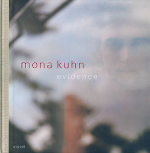 Mona Kuhn: Evidence［image1］
